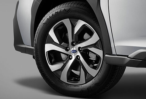 18-inch_Aluminium-alloy_Wheels_Silver.jpg